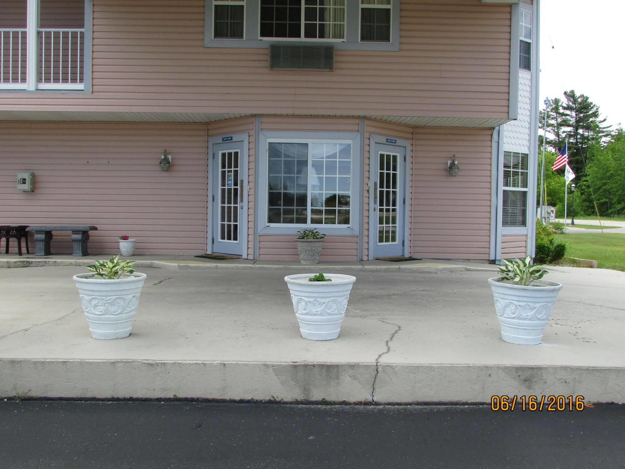 Great Lakes Inn Mackinaw City Luaran gambar